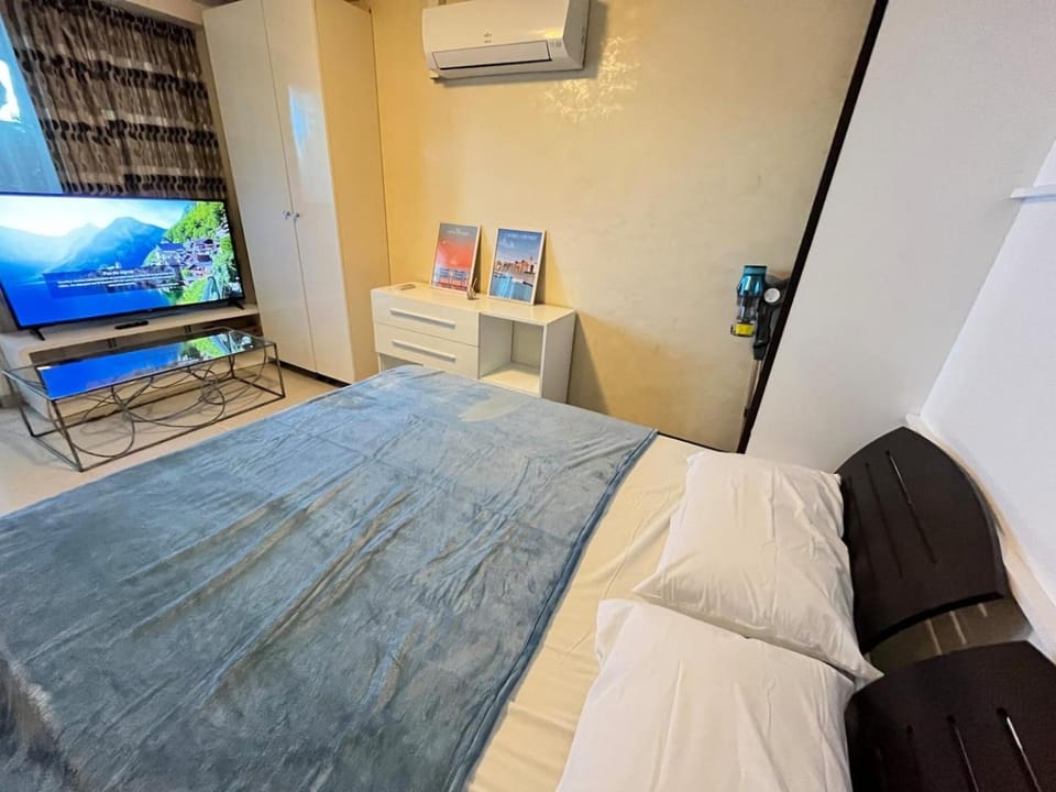 Bed, TV and multimedia