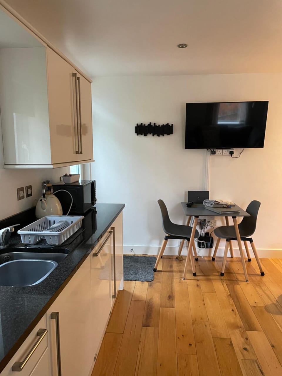 Apartment 4, 11 The Beach Apartment in Filey