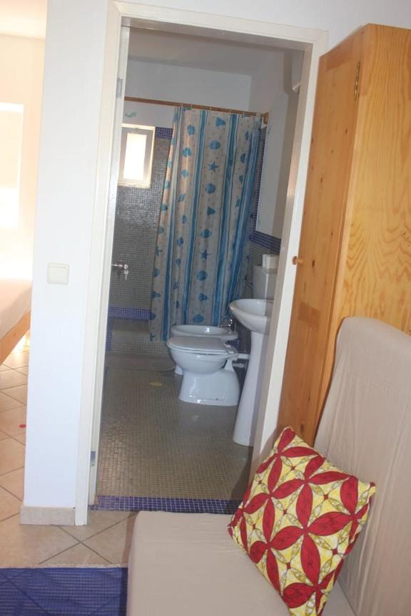 Toilet, Bathroom, bidet