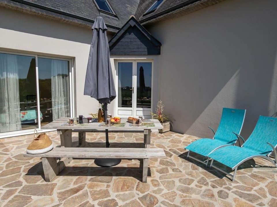 View (from property/room), Balcony/Terrace, sunbed