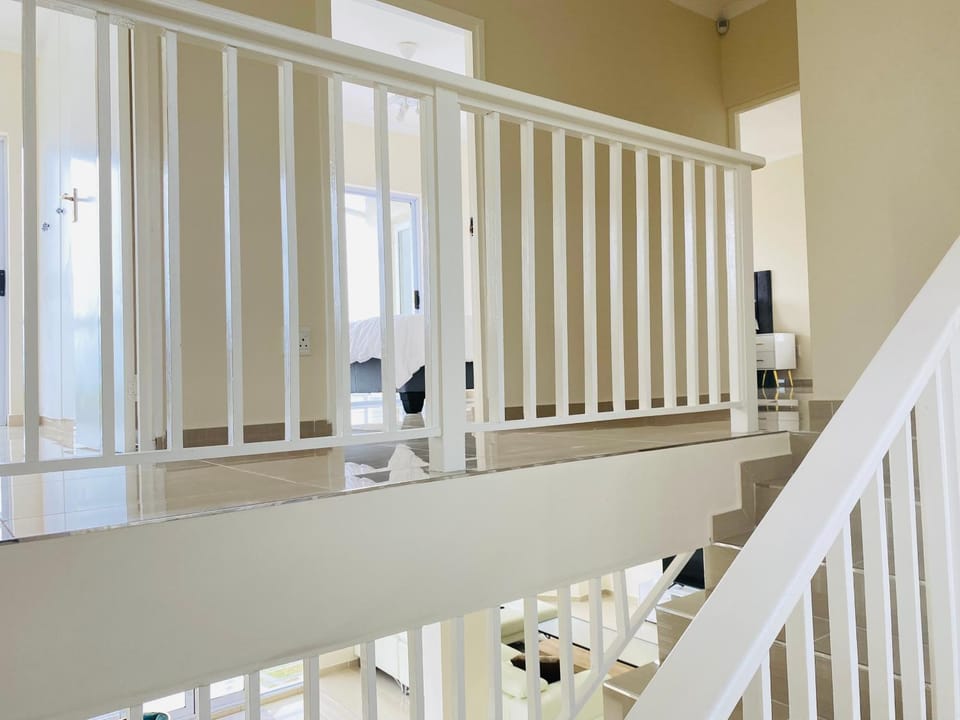 Hibberdene Beach Guest Lodge House in KwaZulu-Natal