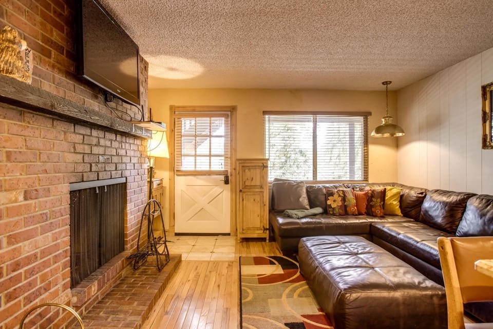 Pool & 3 Hot Tubs: Winter Park Condo on Bus Line House in Fraser