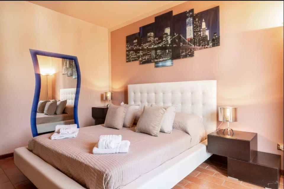 Living room, Bedroom