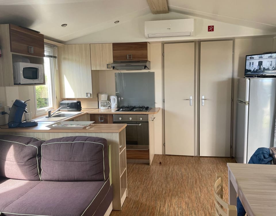 microwave, oven, kitchen