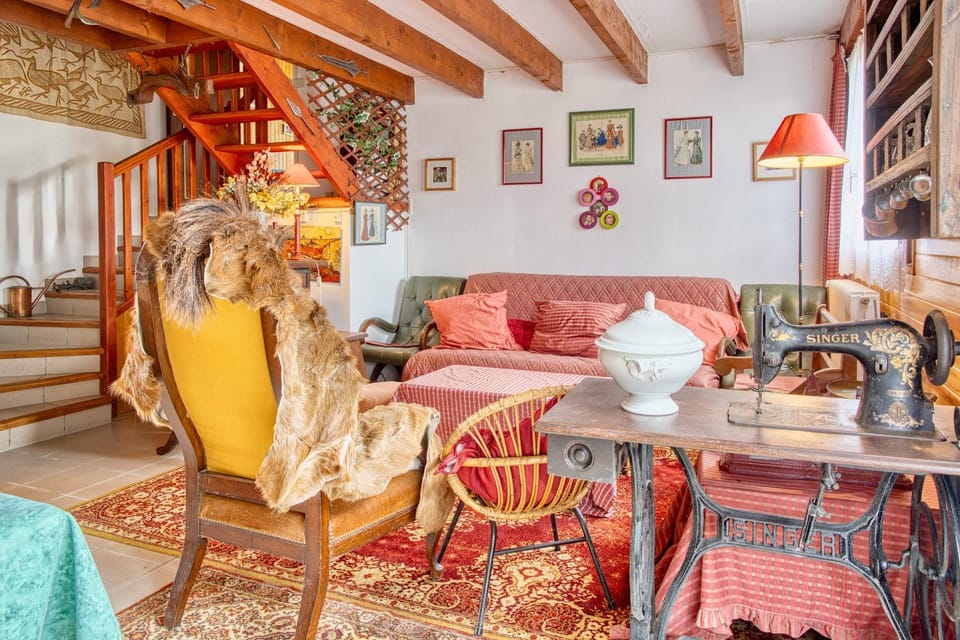 Property building, Living room