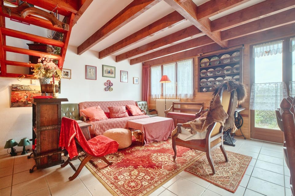 Property building, Living room