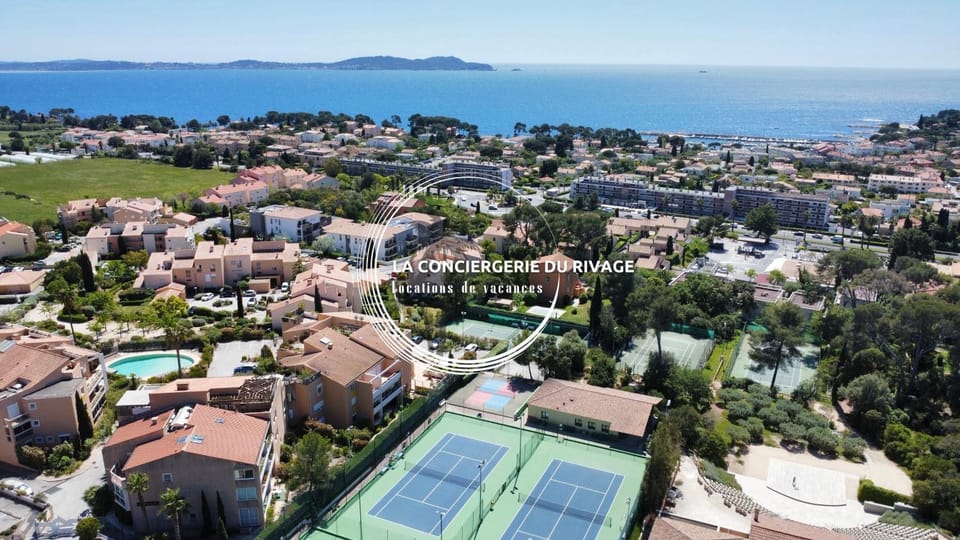 La Frégate - Grand Appartement avec vue sur la mer - Piscine Apartment in Hyères