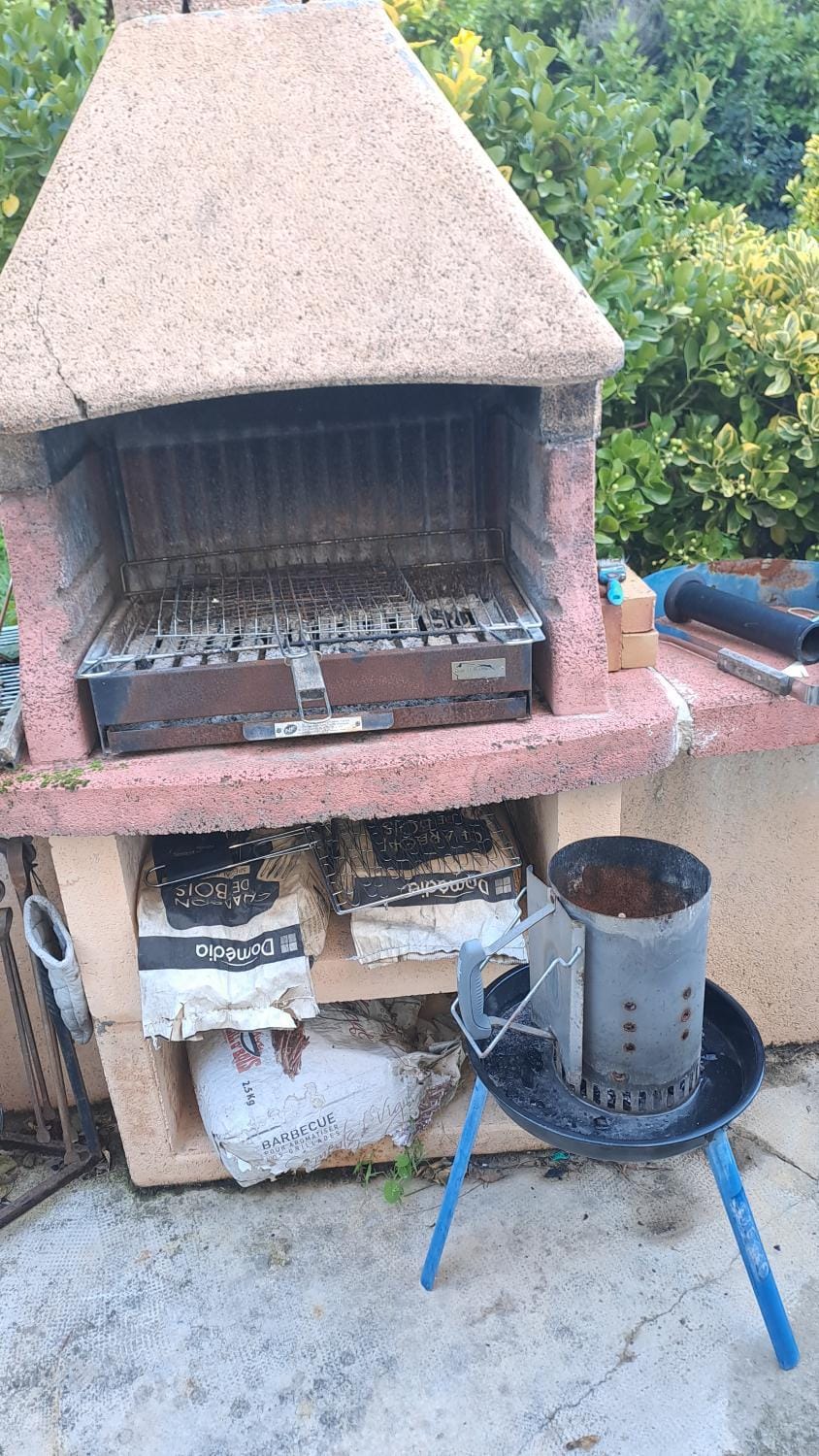 BBQ facilities, BBQ facilities