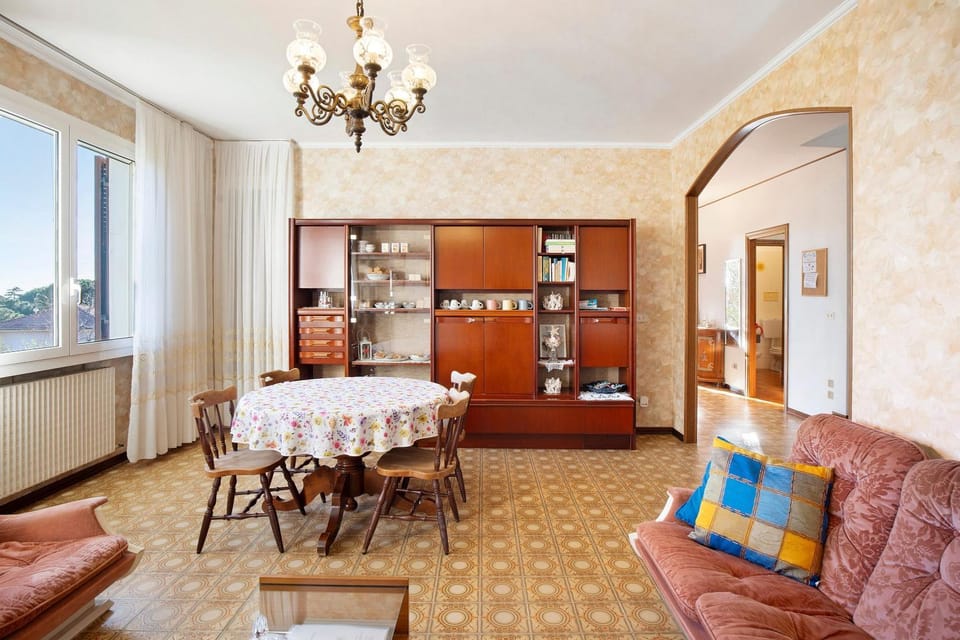 Property building, Living room
