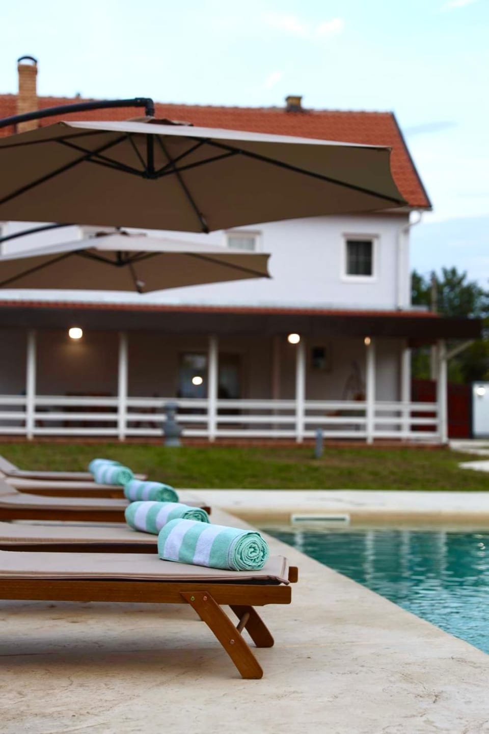 Patio, Day, Pool view, Swimming pool, Swimming pool, sunbed