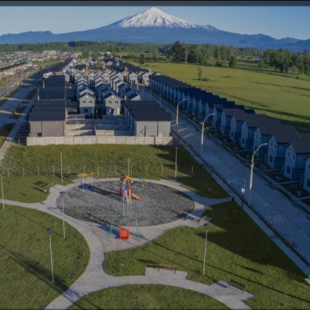 Neighbourhood, Bird's eye view, Mountain view