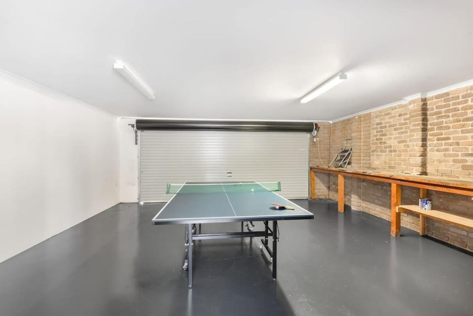 Expansive River-View Oasis House in Tasmania