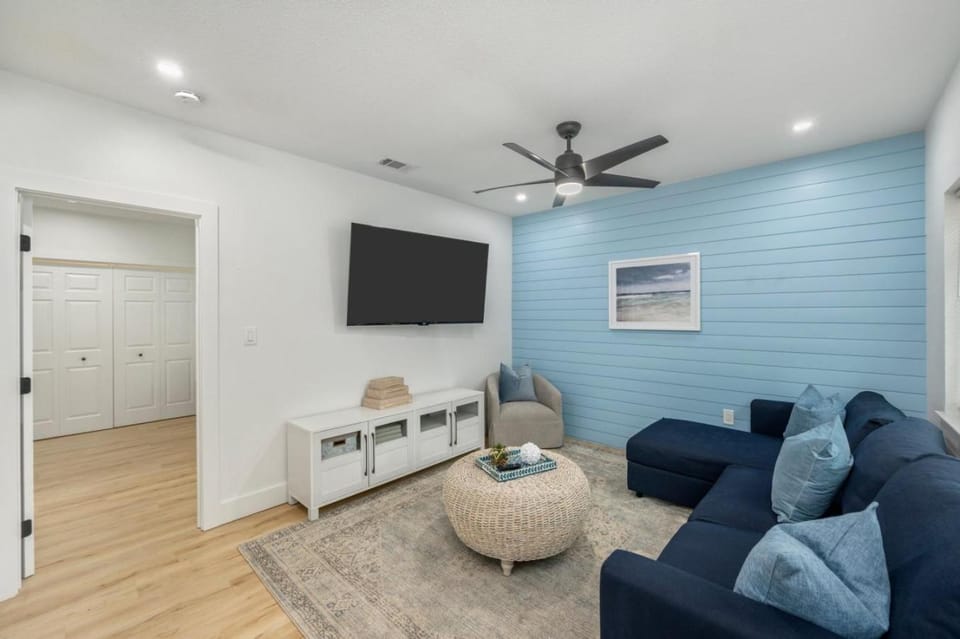 Sunny Haven 617 1BR Townhome in Fort Walton Apartment in Wright