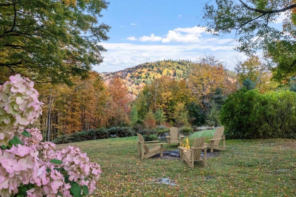 Modern Lux Cabin w Mtn Views and Fire Pit Cabin in Wardsboro