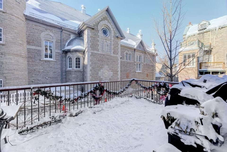 2002 Les Immeubles Charlevoix - 2002 - Le Parloir House in Quebec City