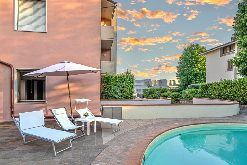 Property building, Natural landscape, Garden, Garden view, Pool view, Swimming pool, sunbed