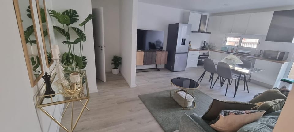 Charming little house Apartment in Madeira District