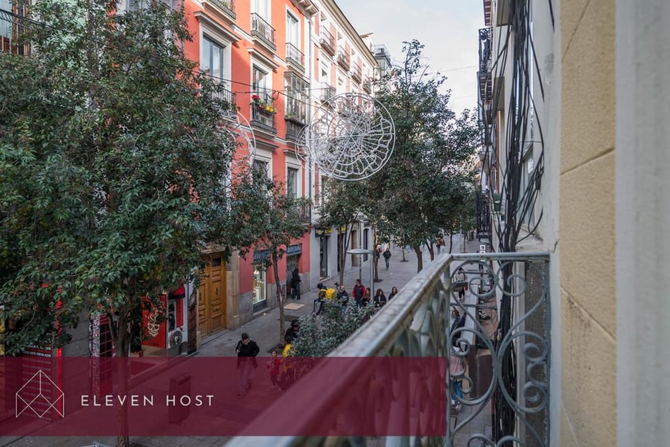 EXCLUSIVE BALCONY GRAN VIA iv Apartment in Centro