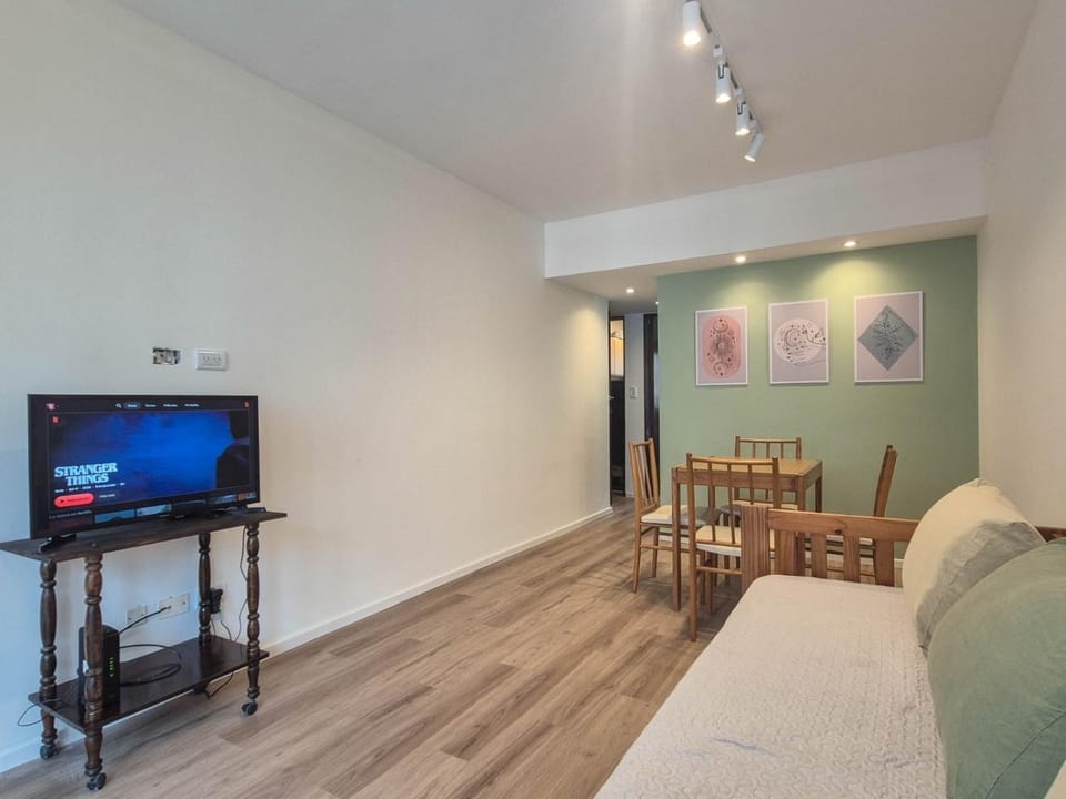 TV and multimedia, Living room, Dining area