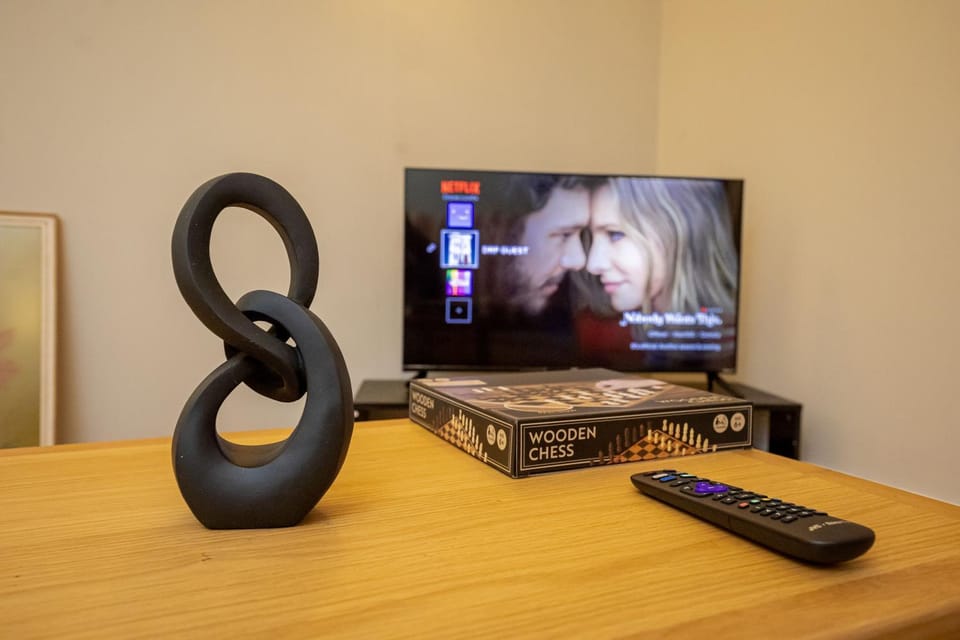 Communal lounge/ TV room, TV and multimedia, Evening entertainment