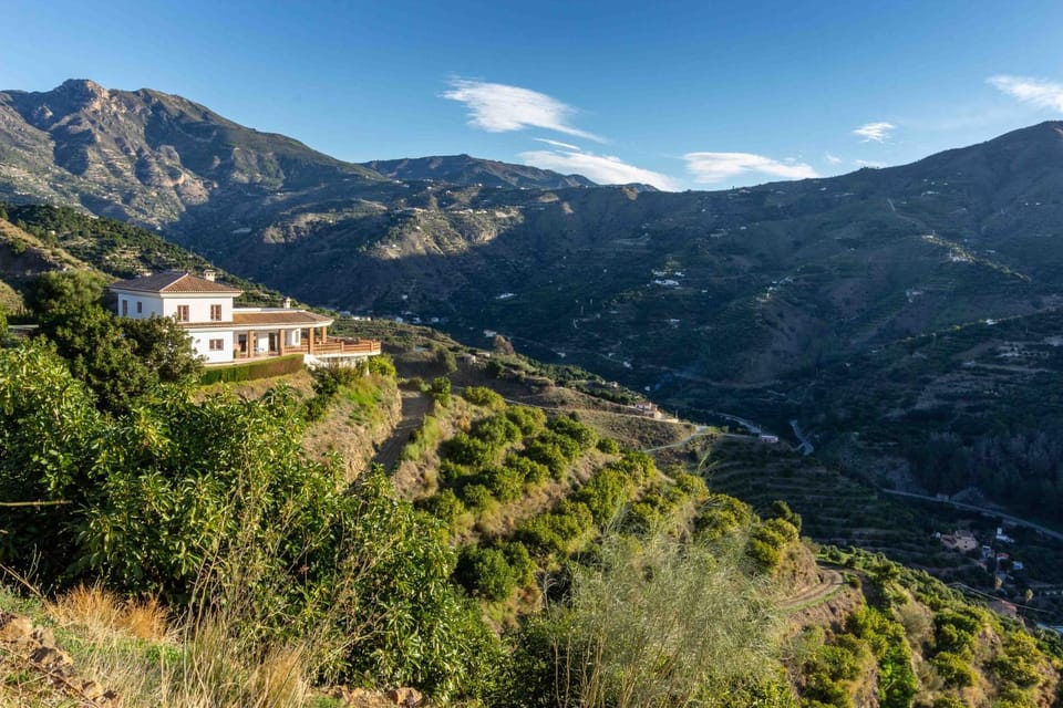 Property building, Nearby landmark, Spring, Day, Natural landscape, Garden, View (from property/room), Garden view, Landmark view, Mountain view, River view, Street view