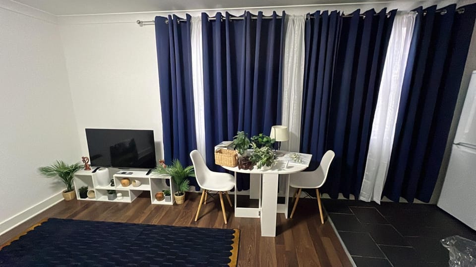 Ultra Modern Apt free parking Apartment in Southampton