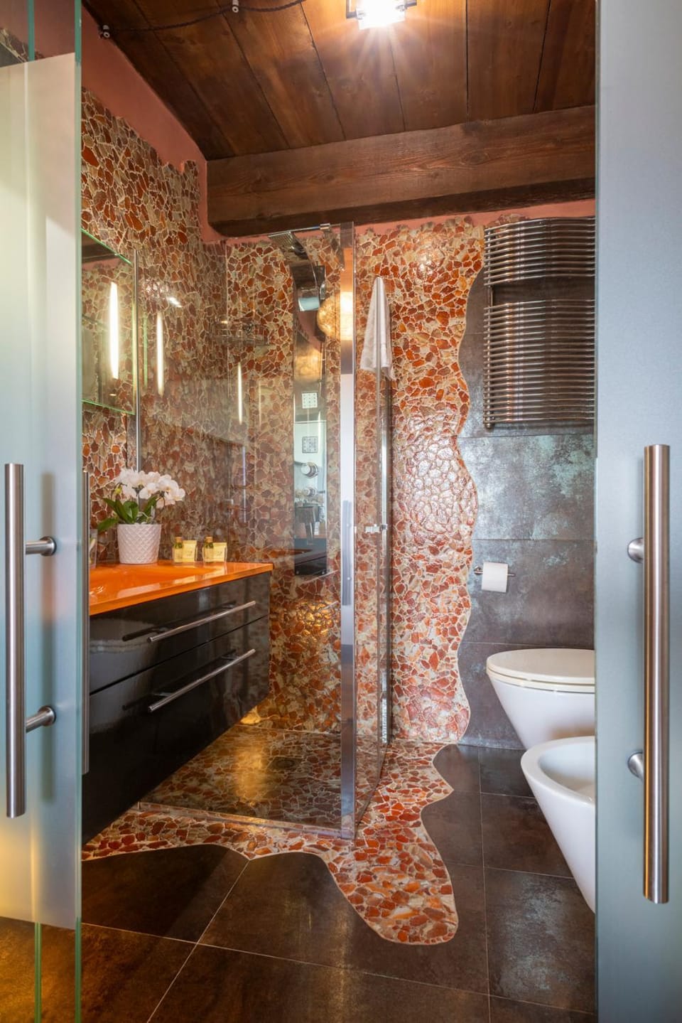 Shower, Toilet, Bathroom