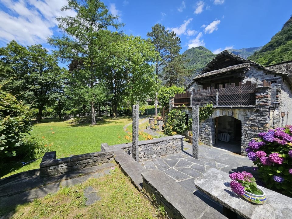 Rustico La Rocca by Fewotessin House in Canton of Ticino