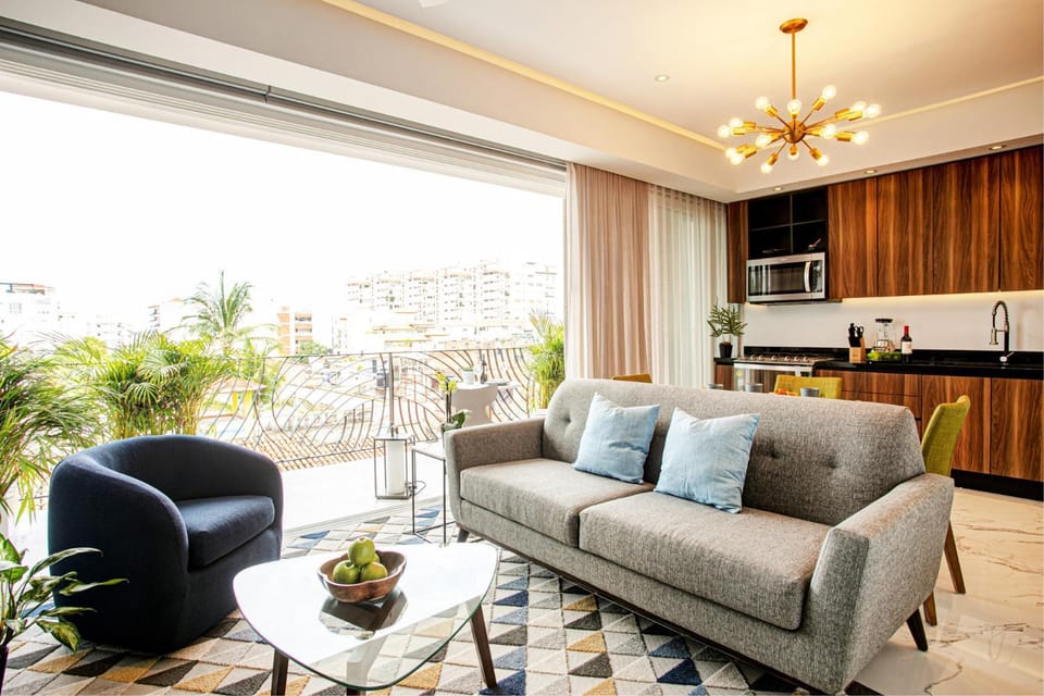 TV and multimedia, Kitchen or kitchenette, Living room, Seating area