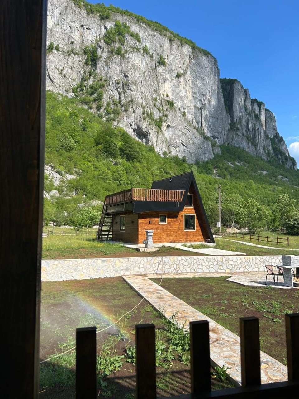 Property building, Nearby landmark, Natural landscape, Mountain view