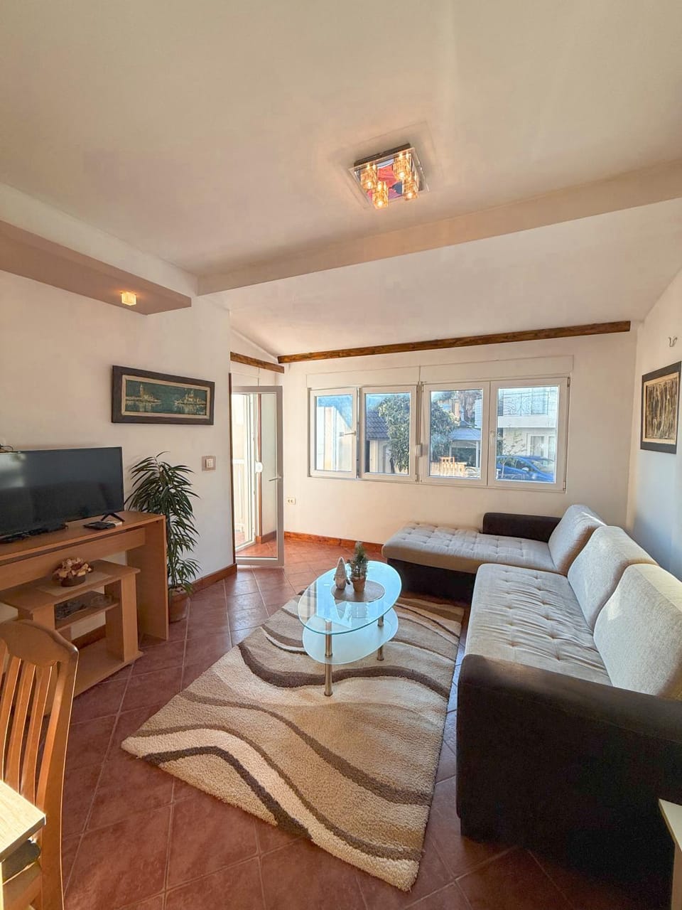 TV and multimedia, Living room, Seating area
