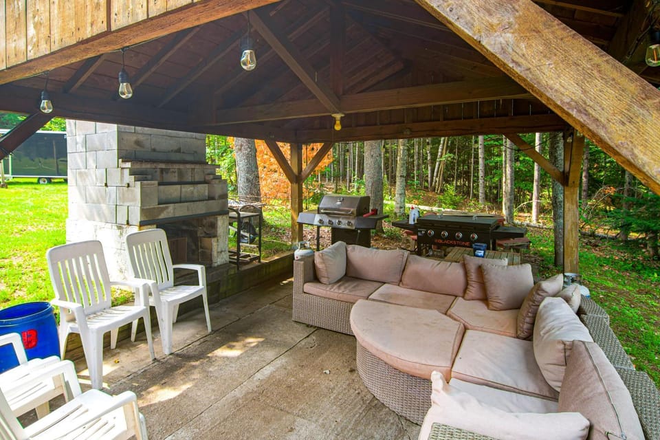 Pond & Snowmobile Trails On-Site: Errol Escape! House in New Hampshire