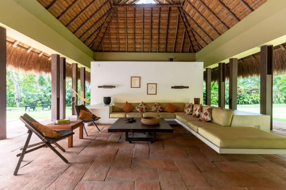 Astonishing 5BR Villa at Mesa de Yeguas Apartment in Cundinamarca, Colombia