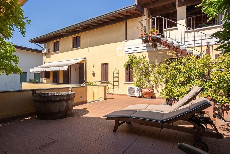 La Terrazza Appartamento turisctico Agata House in Sirmione