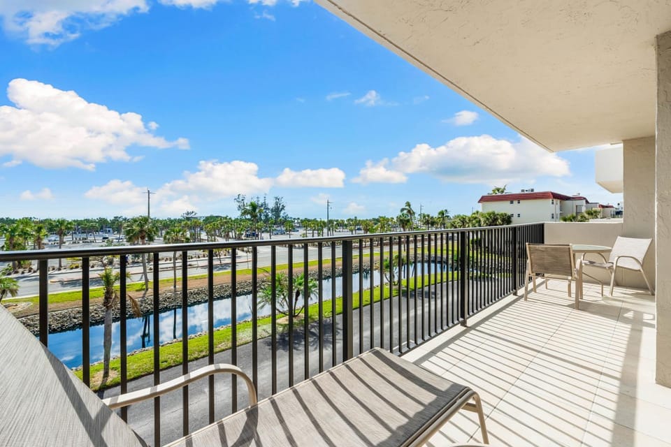 Day, Balcony/Terrace