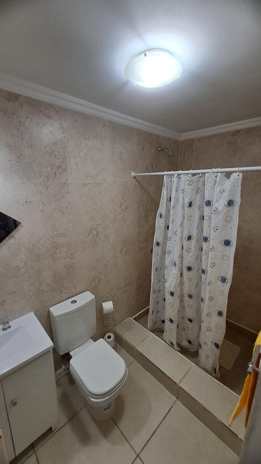 Shower, Bathroom, towels