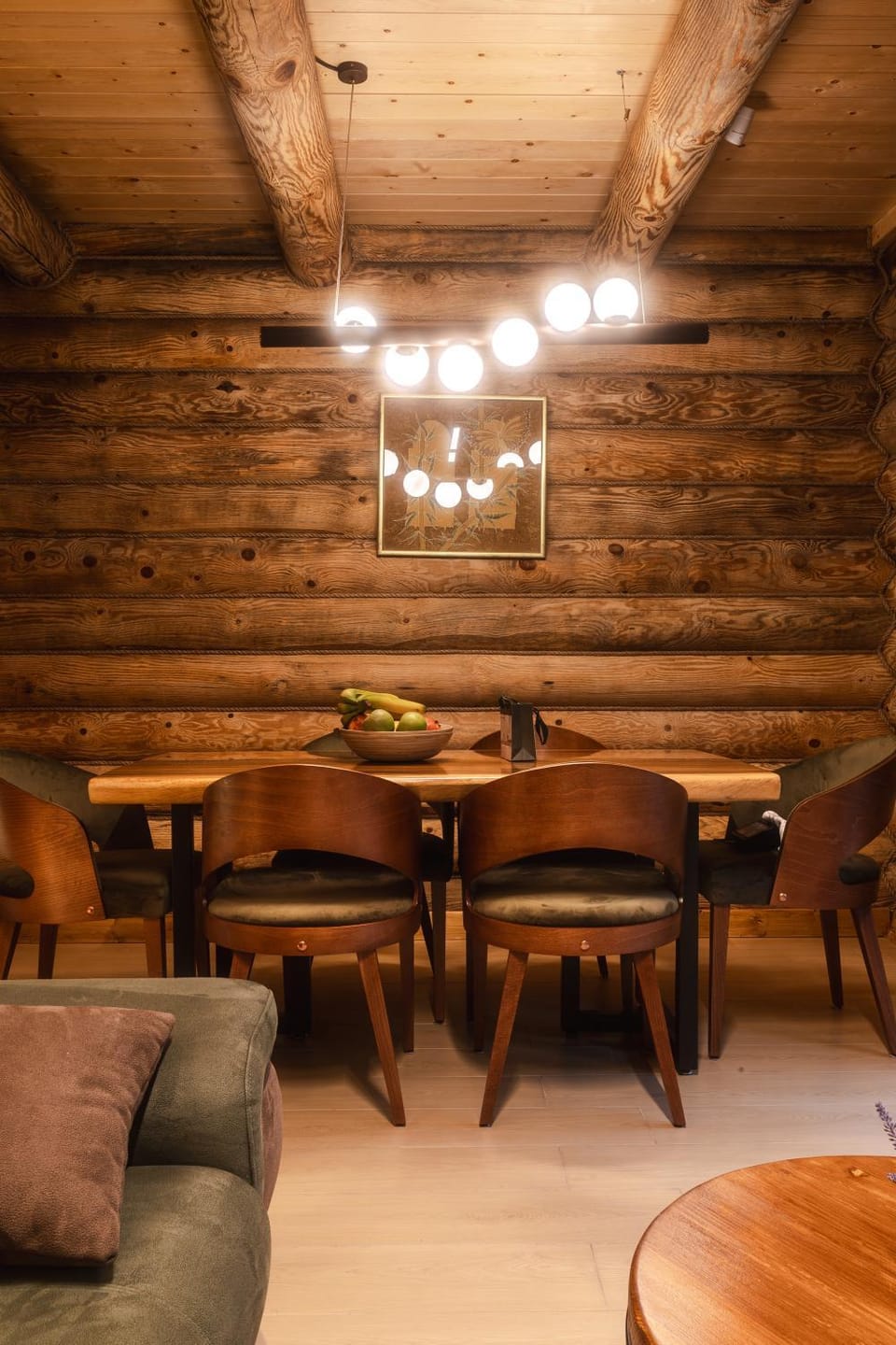 Seating area, Dining area