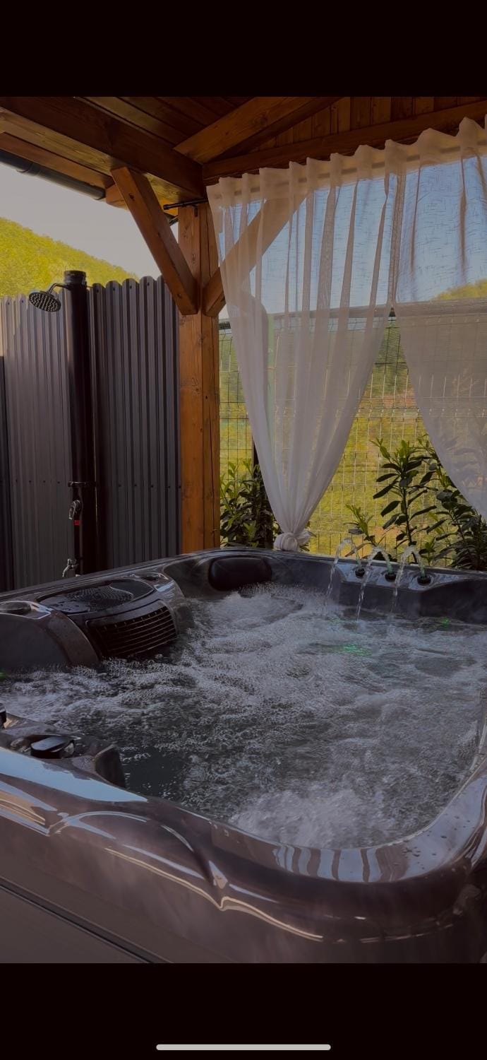 A-Frame Cabins & Private Jacuzzi Cabin in Romania