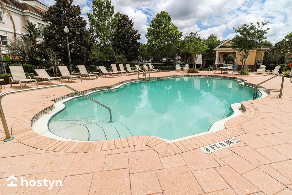 3BR Family Apartment for 8 Peaceful Residential Retreat Apartment in Four Corners