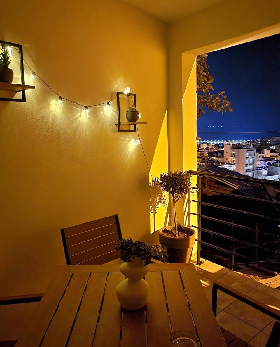 Night, View (from property/room), Balcony/Terrace, City view