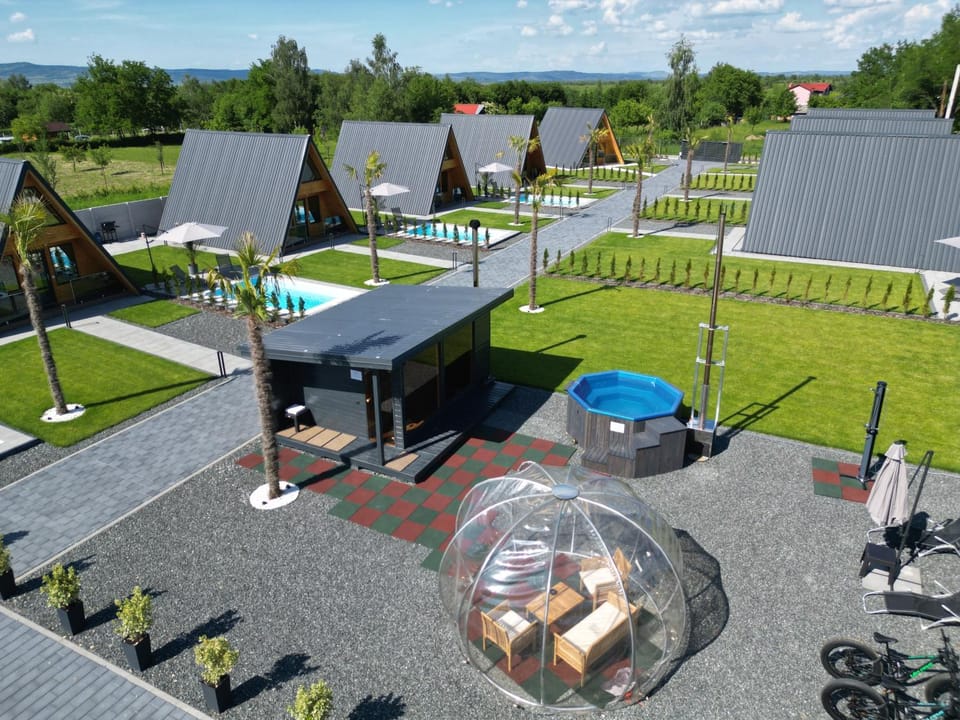 Property building, Bird's eye view, Garden, Sauna, View (from property/room), Garden view