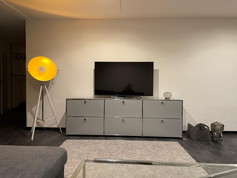 Communal lounge/ TV room, TV and multimedia
