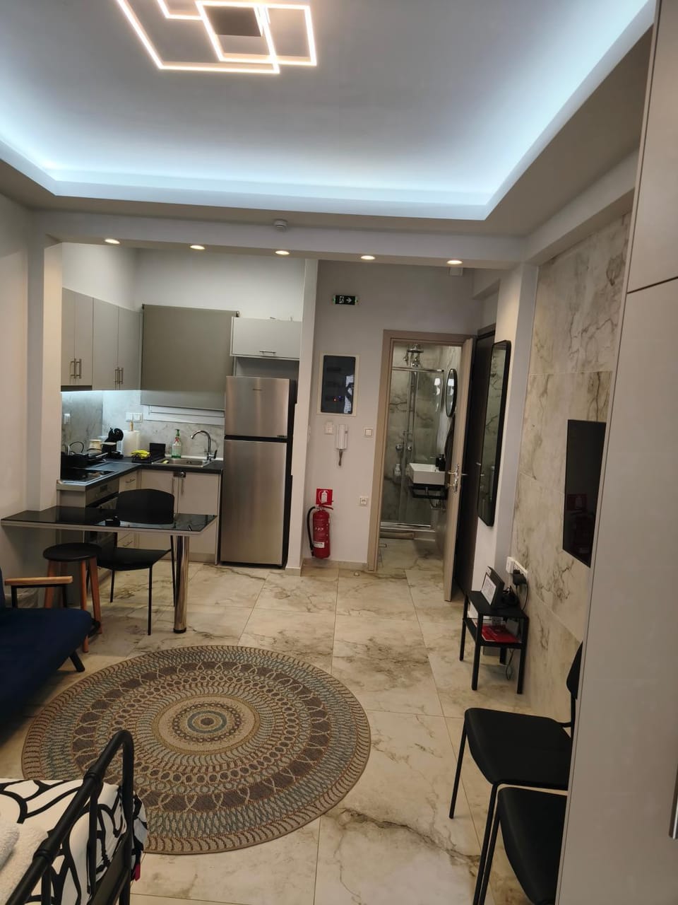 Kitchen or kitchenette, Dining area, Family