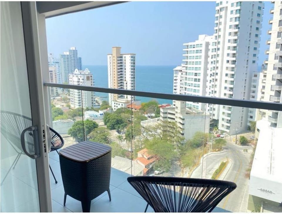 Natural landscape, Balcony/Terrace, City view, Sea view