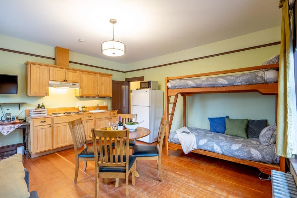 Dining area, bunk bed, kitchen