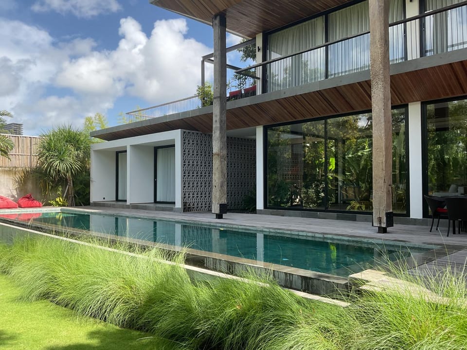Property building, Swimming pool