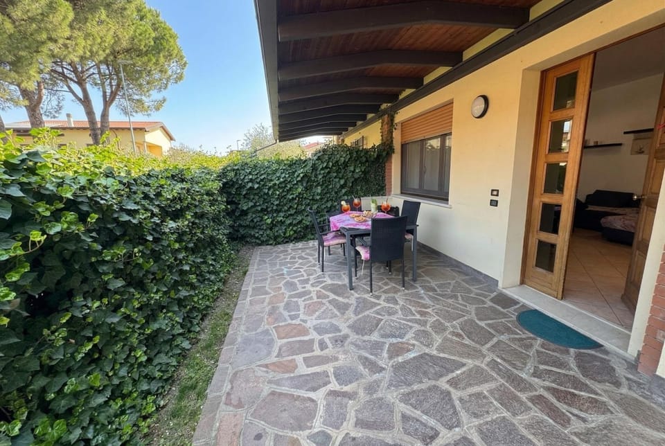 Patio, Balcony/Terrace