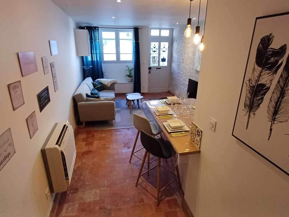 Maison cosy proche Loire avec climatisation - FR-1-590-531 House in Centre-Val de Loire
