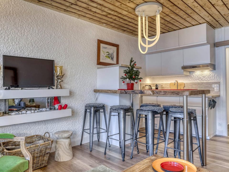 Studio rénové à Mégeve - 4 pers, Wifi - FR-1-453-321 Apartment in Megève