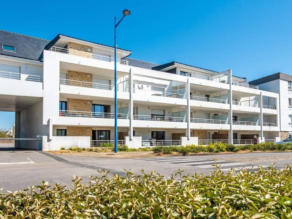 Étel - Appartement moderne 2 pièces près de la plage, parking privé - FR-1-479-190 Apartment in Étel